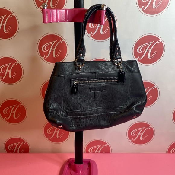 Coach - Picture 3 of 8